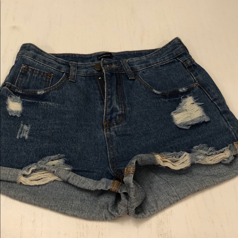 Brandy Melville denim short w rolled hem - M